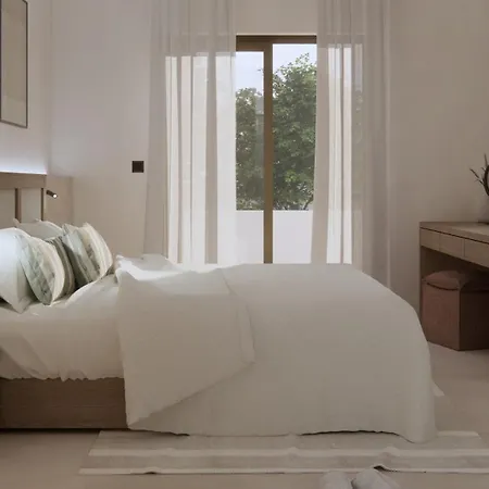 Hotel Azure Haven 2*