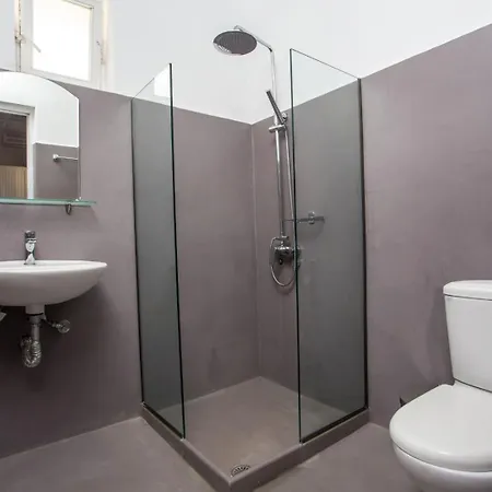 Azure Haven Hotel 2*