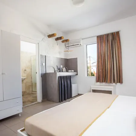 فندق Azure Haven فاليراكي