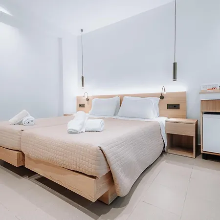 Azure Haven Aparthotel 2*