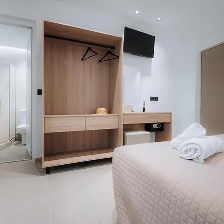 Aparthotel Azure Haven