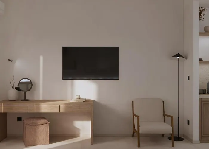 Hotel Azure Haven 2*