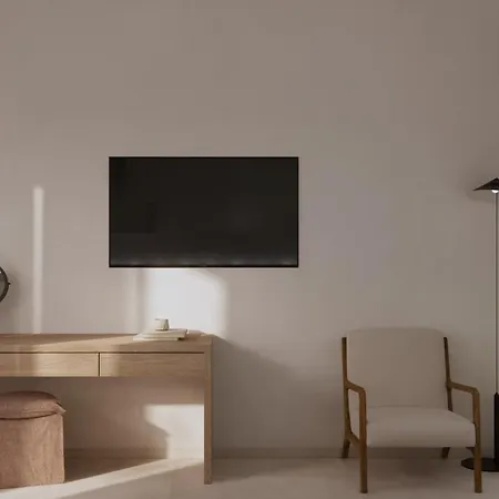 Hotel Azure Haven 2*