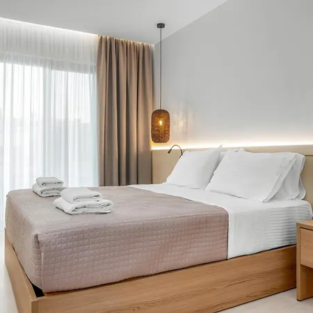 Hotell Azure Haven 2*